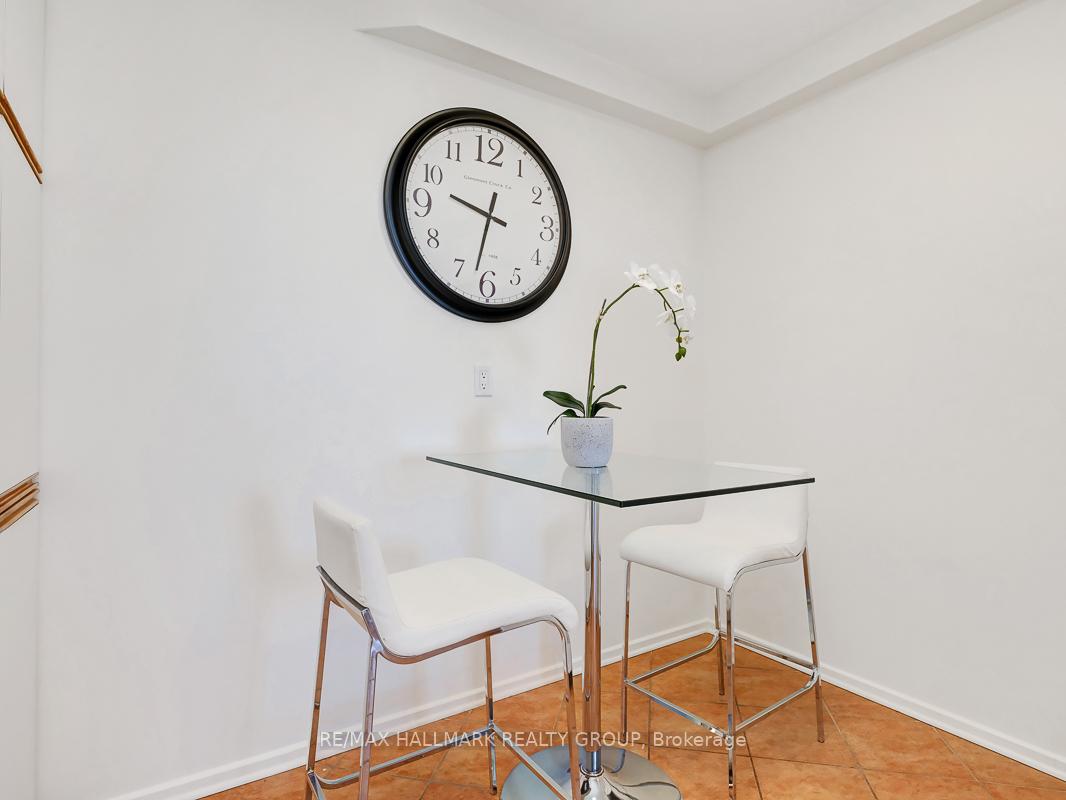 Photo 18 of Unit 702, 505 St Laurent Boulevard, Ottawa, Viscount Alexander Park — HOMEH
