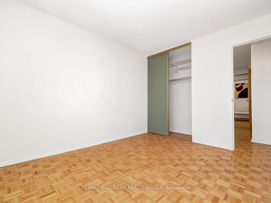 Photo 25 of Unit 702, 505 St Laurent Boulevard, Ottawa, Viscount Alexander Park — HOMEH