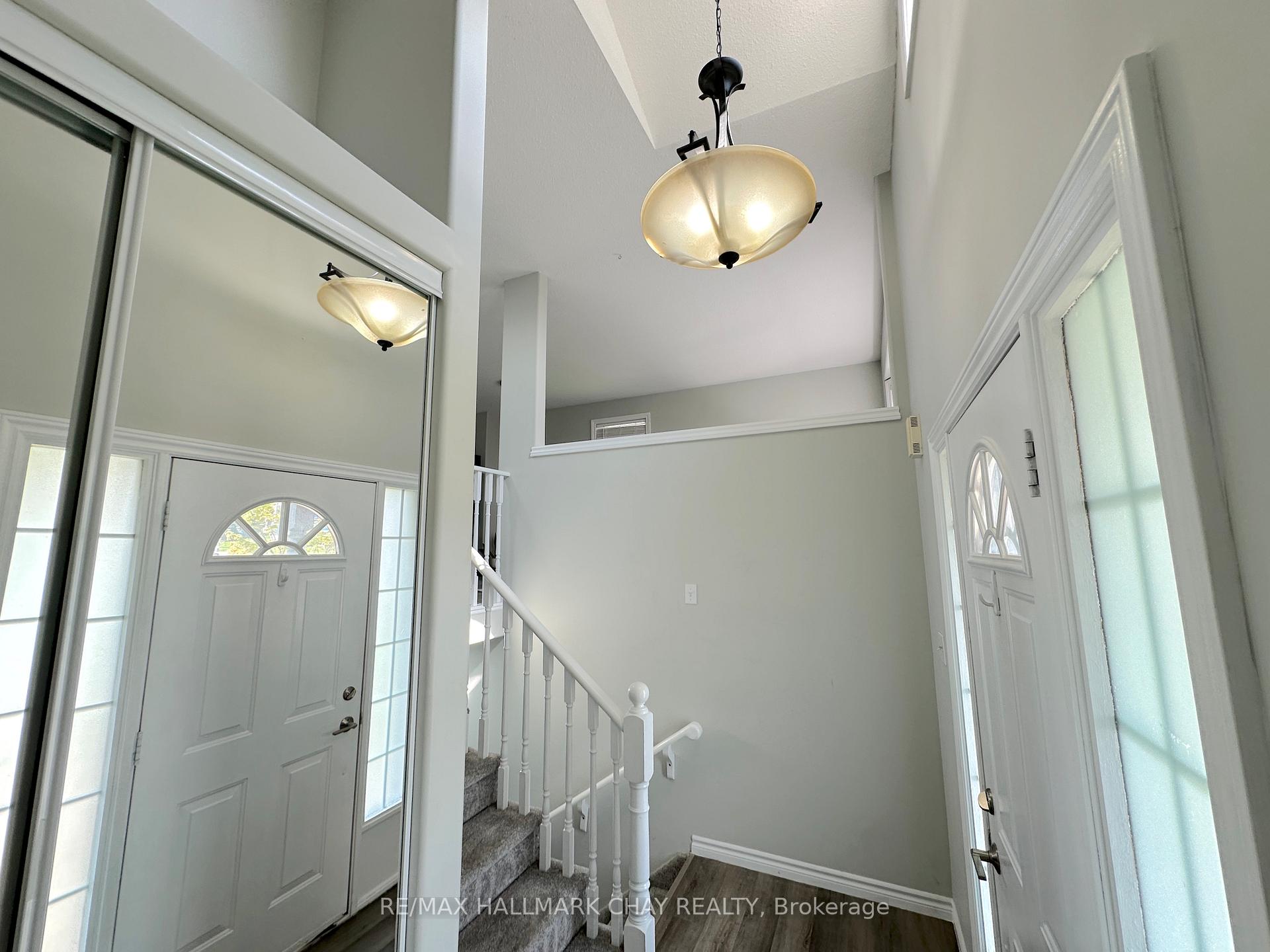 Photo 3 of 1 Pacific Avenue, Barrie, Little Lake — HOMEH