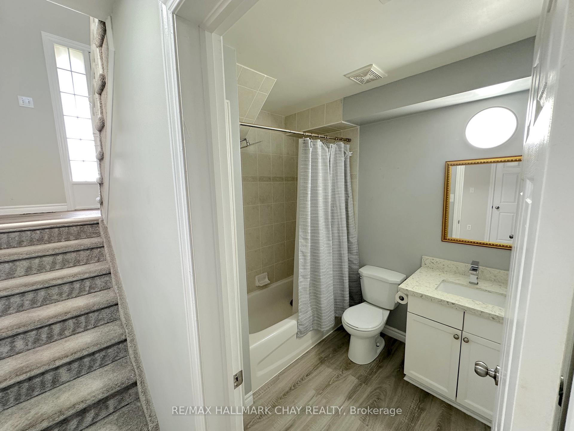 Photo 18 of 1 Pacific Avenue, Barrie, Little Lake — HOMEH