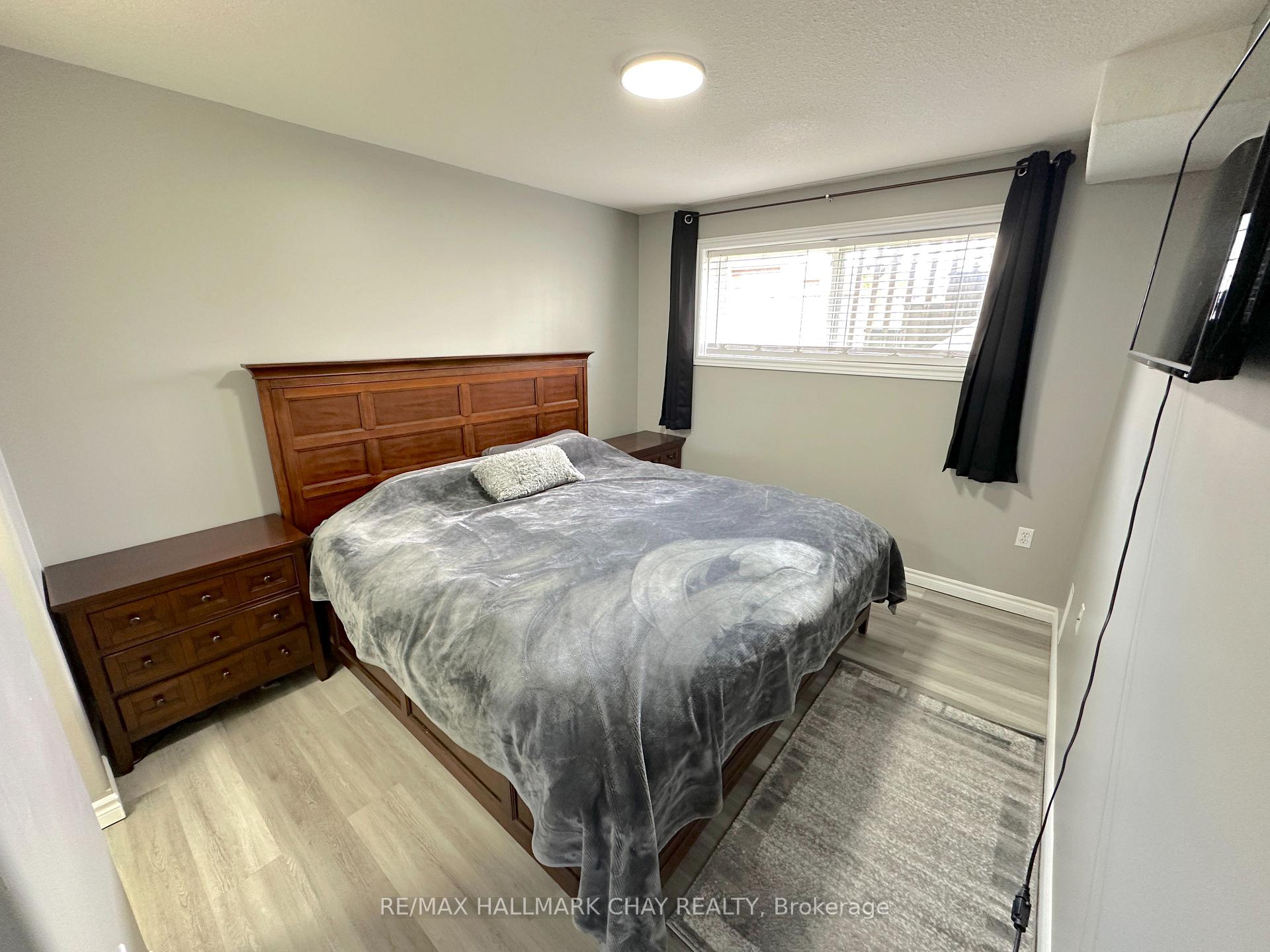 Photo 21 of 1 Pacific Avenue, Barrie, Little Lake — HOMEH