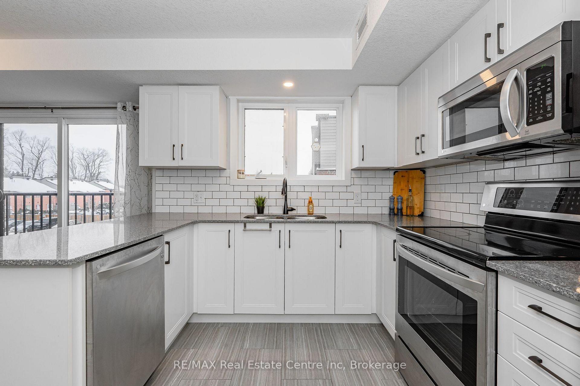 Photo 5 of Unit B4, 190 Century Hill Drive, Kitchener — HOMEH