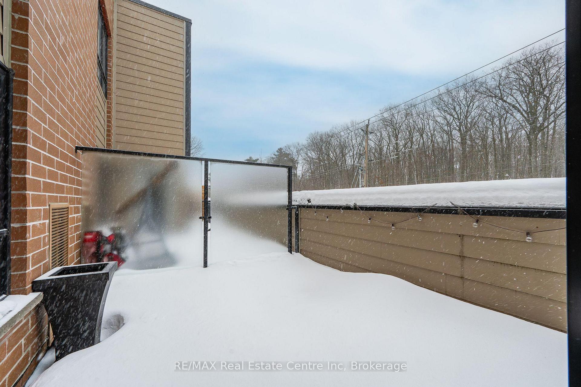 Photo 16 of Unit B4, 190 Century Hill Drive, Kitchener — HOMEH