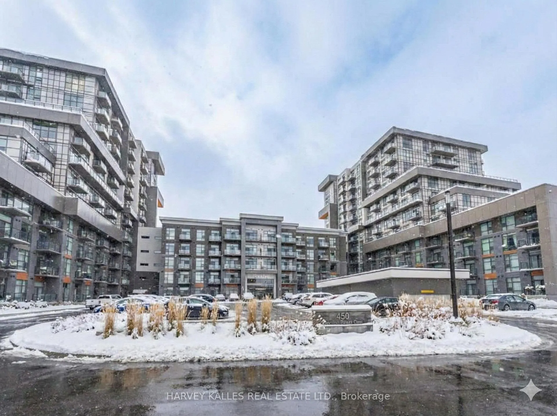 Photo 1 of Unit 604, 460 Dundas Street E, Hamilton, Waterdown — HOMEH