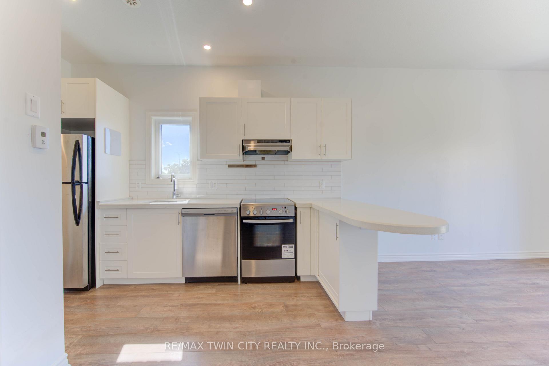 Photo 10 of Unit 9C, 164 Heiman Street, Kitchener — HOMEH