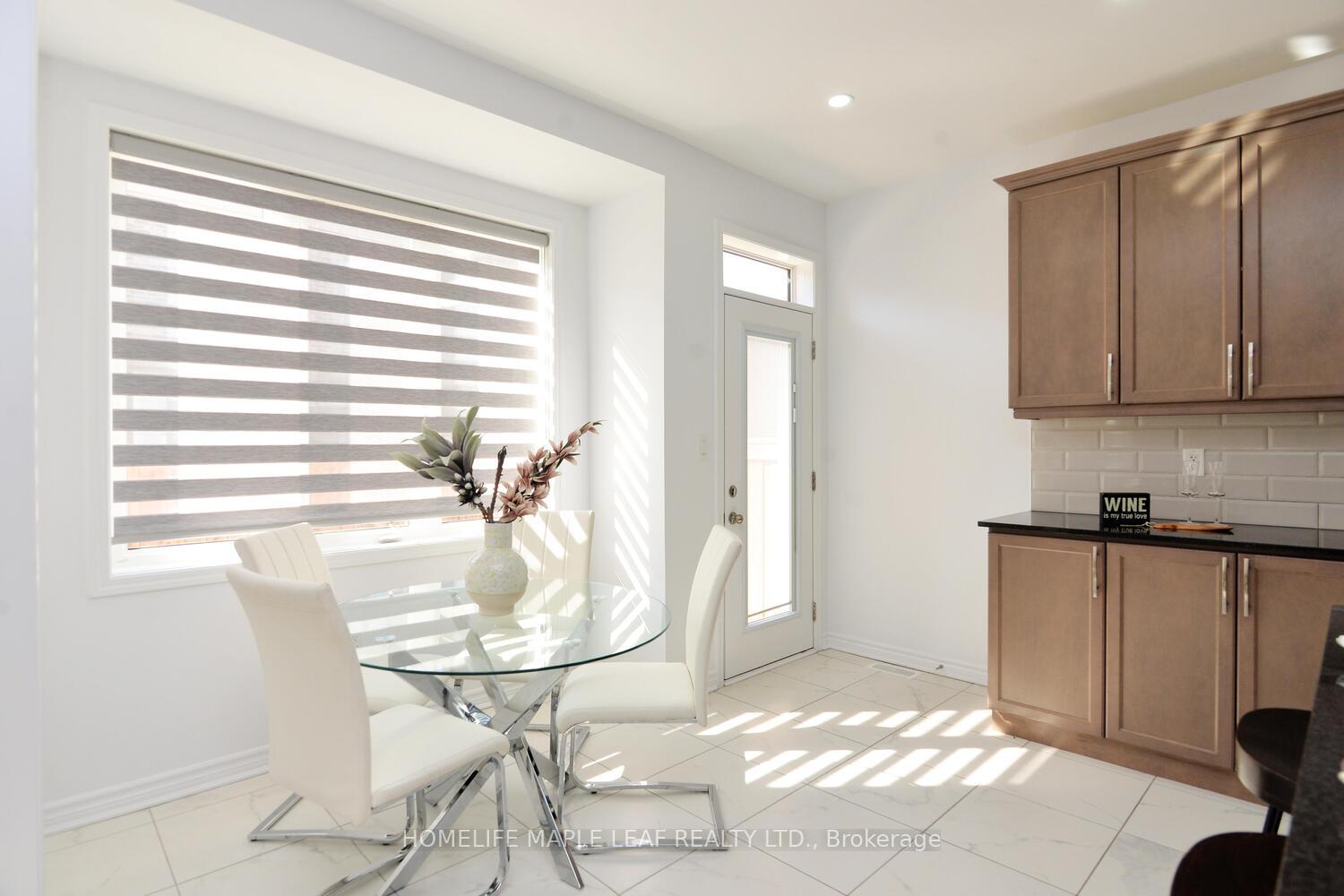 Photo 11 of 12 Eberly Woods Drive, Caledon, Rural Caledon — HOMEH