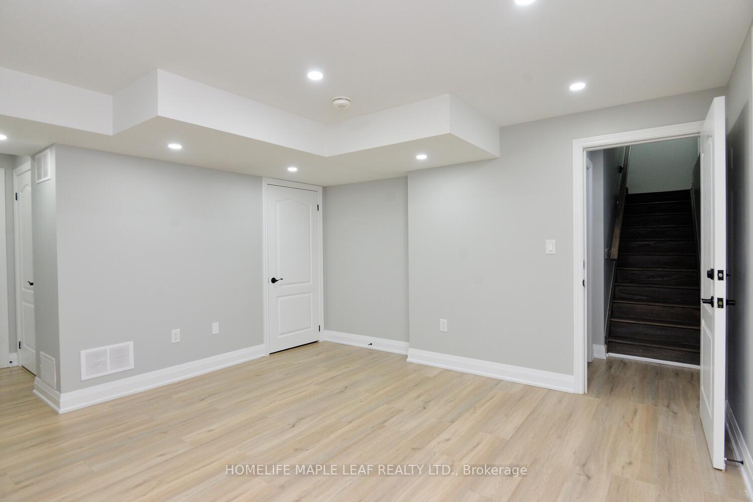 Photo 36 of 12 Eberly Woods Drive, Caledon, Rural Caledon — HOMEH