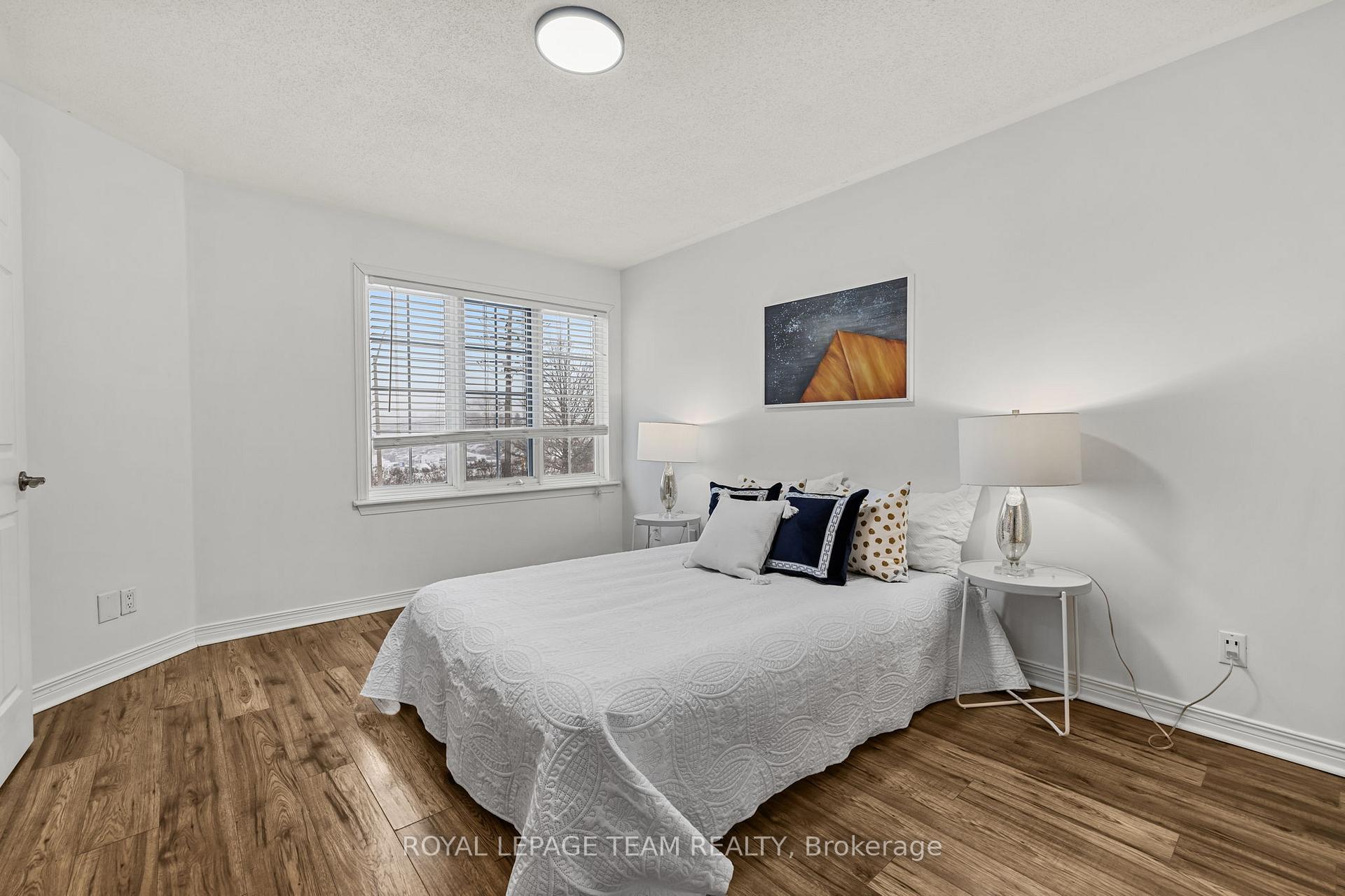 Photo 18 of 1563 Marley Crescent, Ottawa, Carson Grove — HOMEH