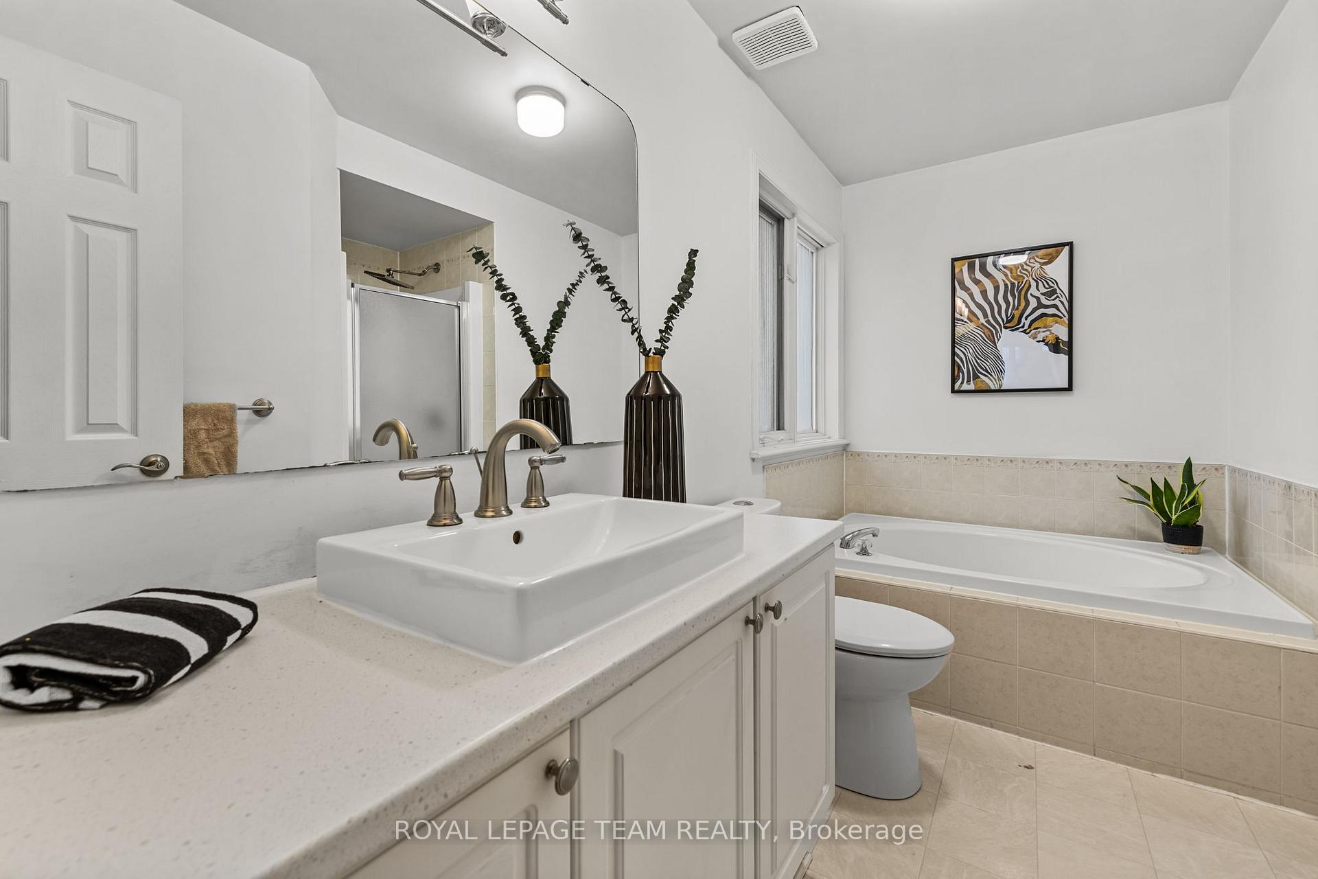 Photo 19 of 1563 Marley Crescent, Ottawa, Carson Grove — HOMEH