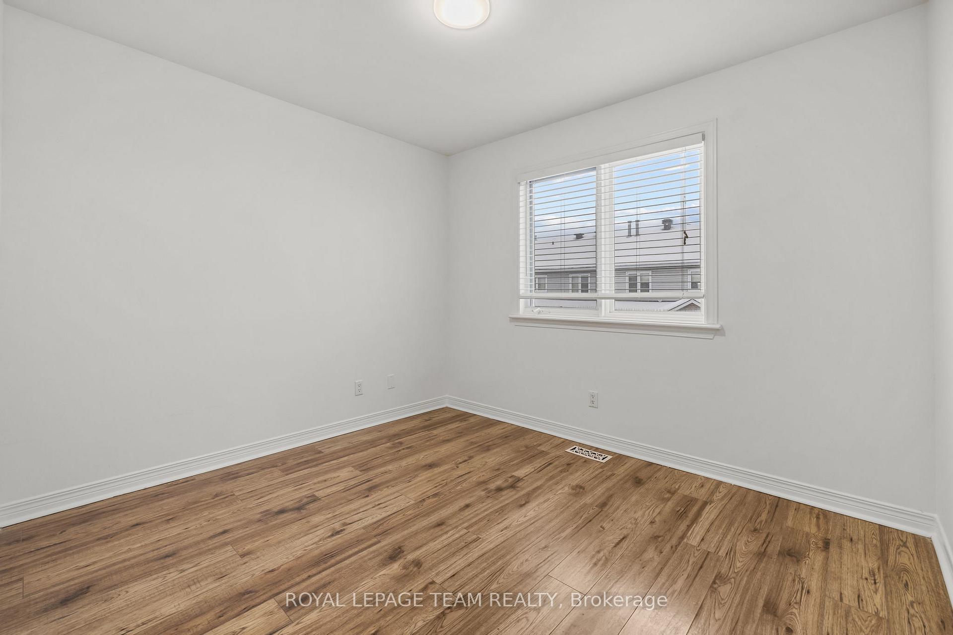 Photo 26 of 1563 Marley Crescent, Ottawa, Carson Grove — HOMEH