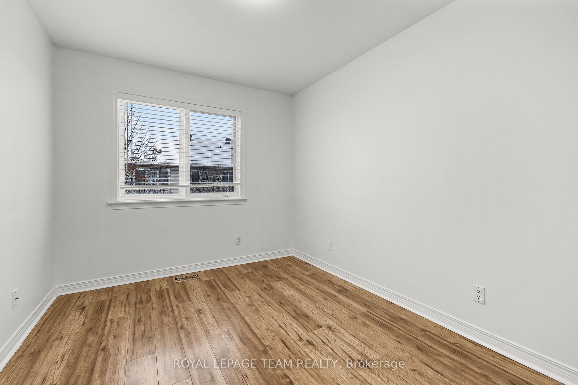Photo 25 of 1563 Marley Crescent, Ottawa, Carson Grove — HOMEH