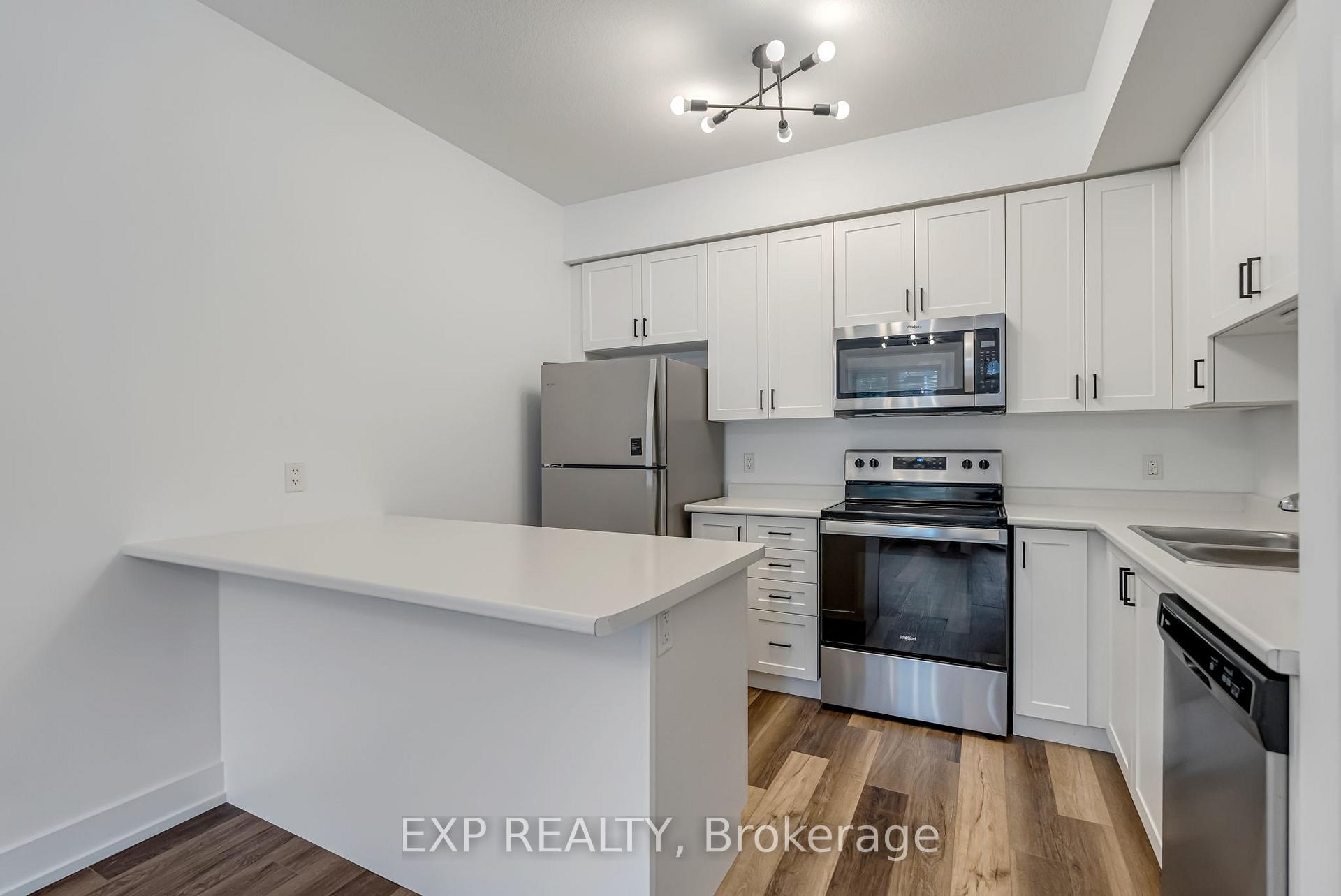 Photo 15 of Unit 3, 261 Skinner Road, Hamilton, Waterdown — HOMEH