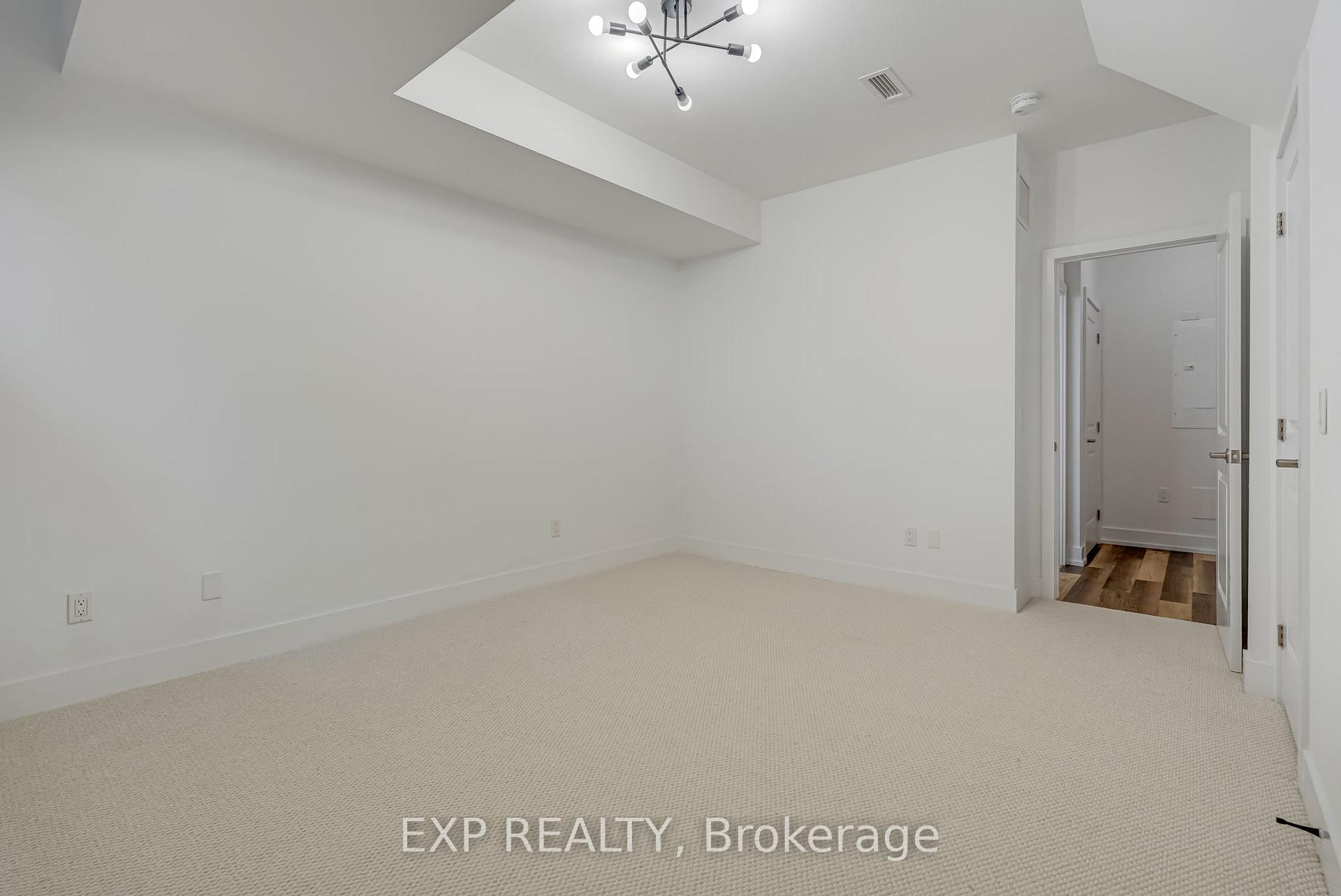 Photo 19 of Unit 3, 261 Skinner Road, Hamilton, Waterdown — HOMEH