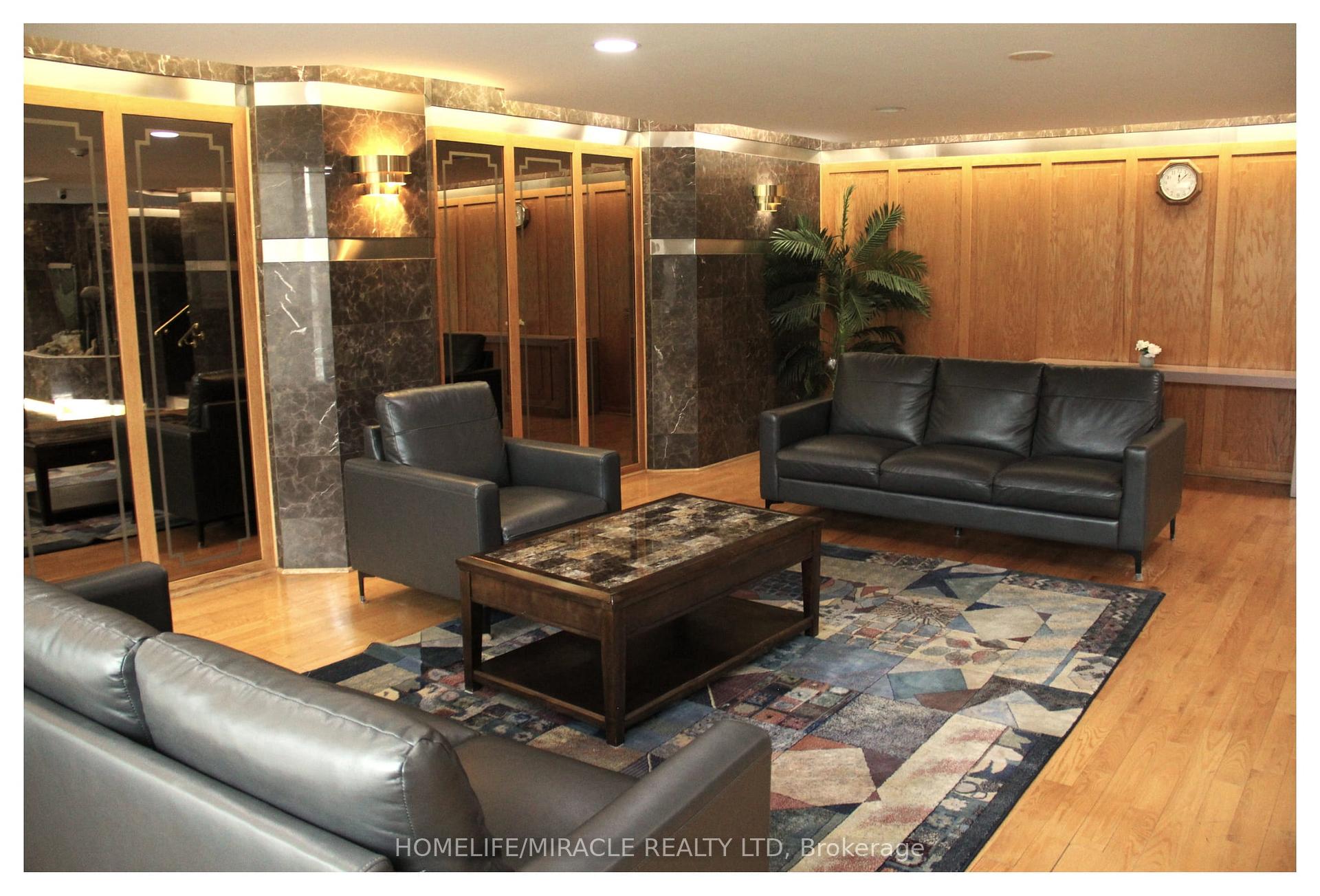 Photo 5 of Unit 1409, 2760 Carousel Crescent, Ottawa, Emerald Woods/Sawmill Creek — HOMEH