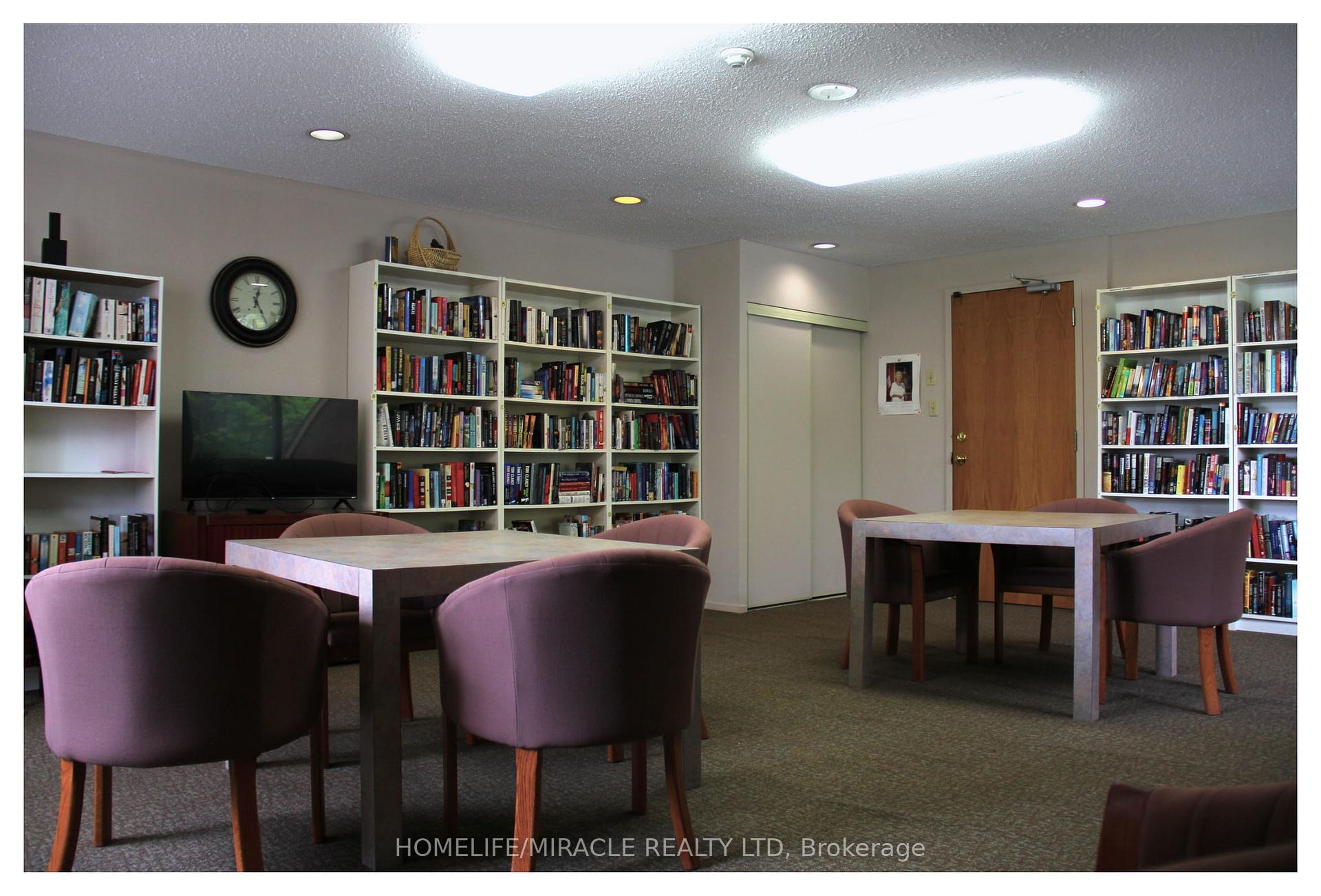 Photo 10 of Unit 1409, 2760 Carousel Crescent, Ottawa, Emerald Woods/Sawmill Creek — HOMEH