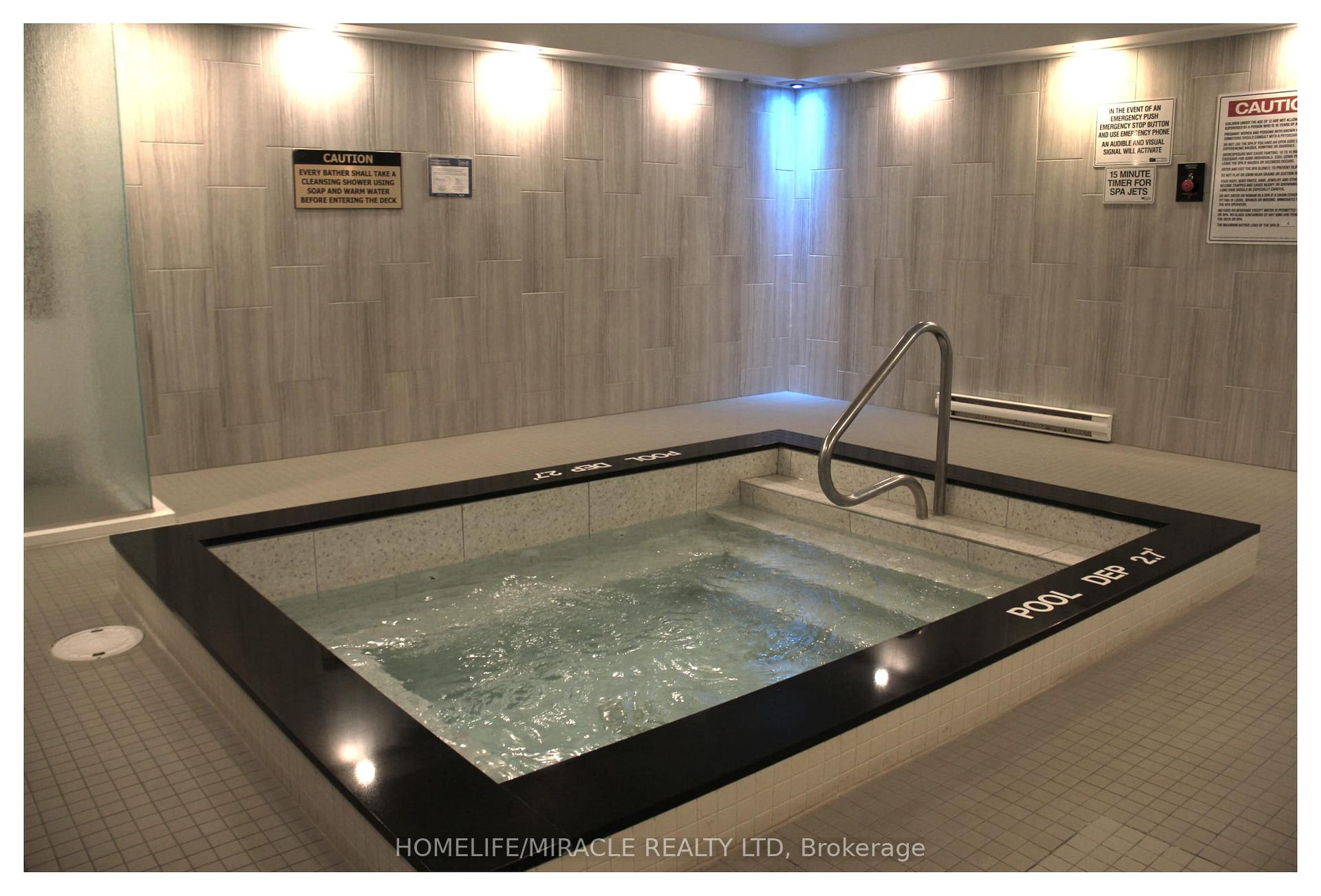 Photo 14 of Unit 1409, 2760 Carousel Crescent, Ottawa, Emerald Woods/Sawmill Creek — HOMEH