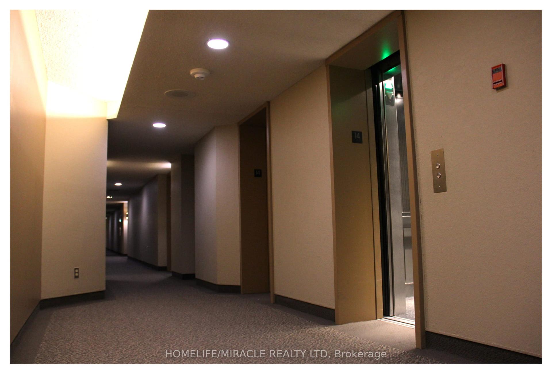 Photo 15 of Unit 1409, 2760 Carousel Crescent, Ottawa, Emerald Woods/Sawmill Creek — HOMEH