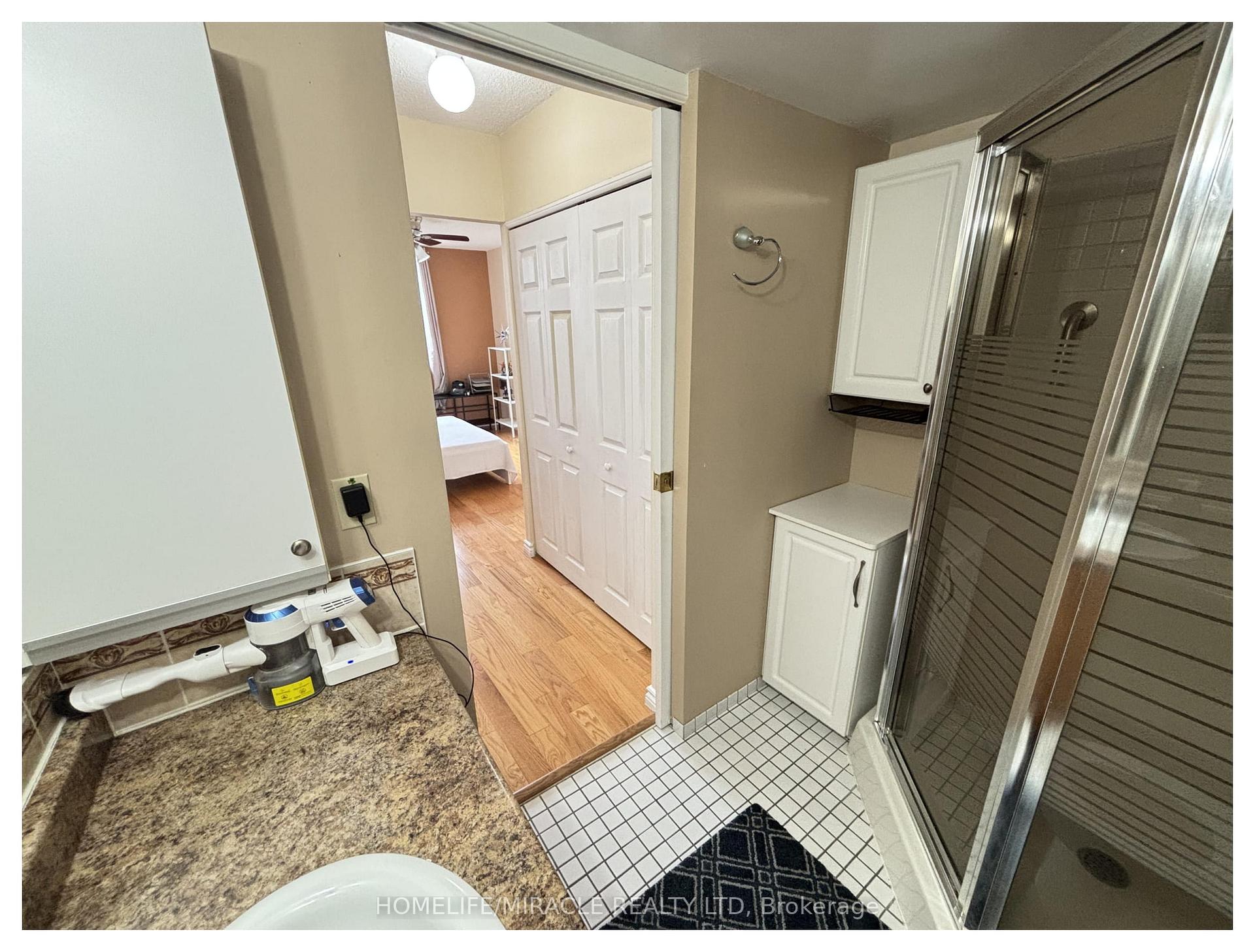 Photo 31 of Unit 1409, 2760 Carousel Crescent, Ottawa, Emerald Woods/Sawmill Creek — HOMEH