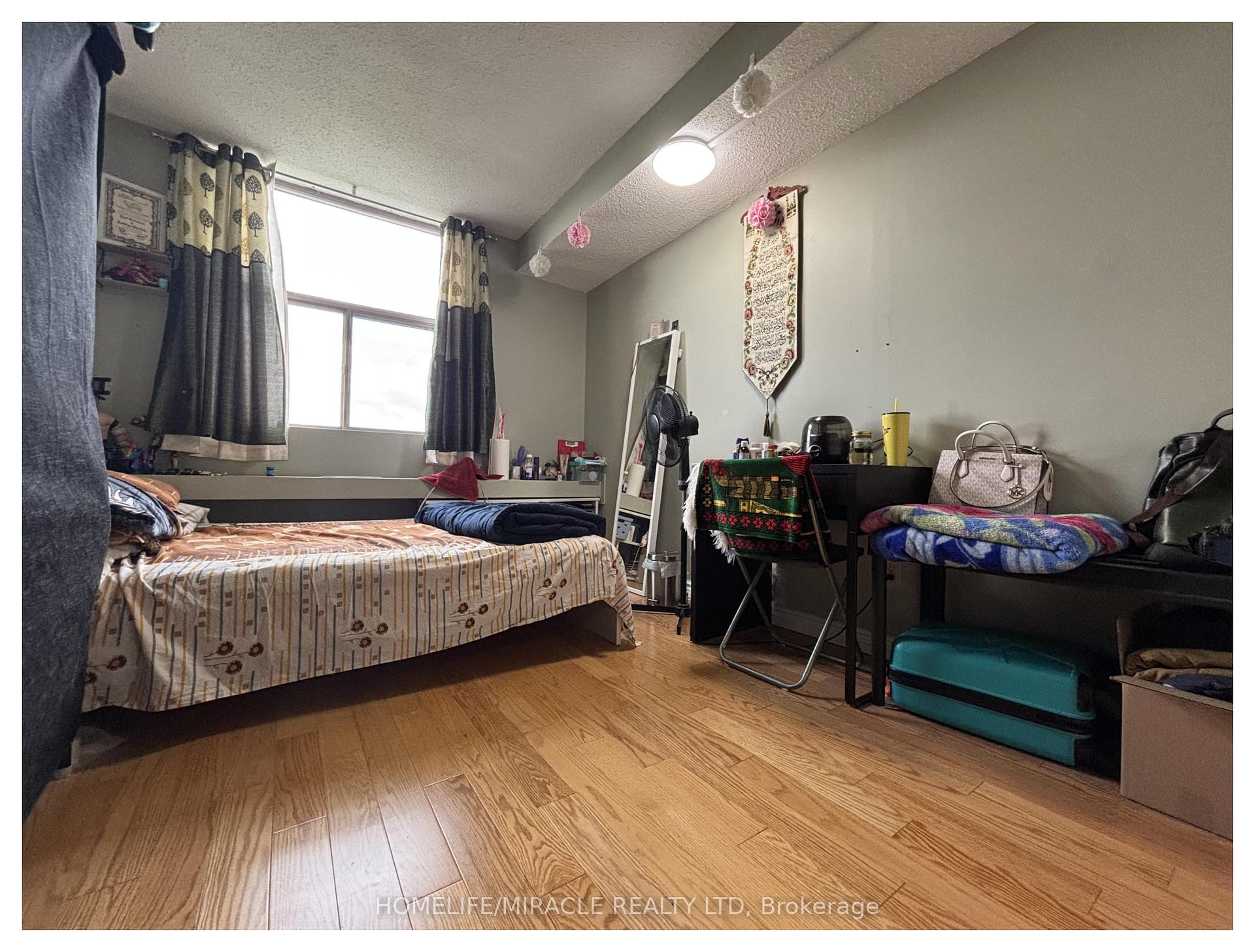 Photo 39 of Unit 1409, 2760 Carousel Crescent, Ottawa, Emerald Woods/Sawmill Creek — HOMEH