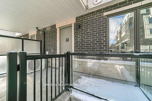Photo 2 of Unit 7, 100 Alex Gardner Circle, Aurora, Aurora Village — HOMEH