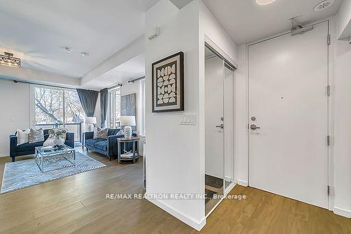 Photo 3 of Unit 7, 100 Alex Gardner Circle, Aurora, Aurora Village — HOMEH