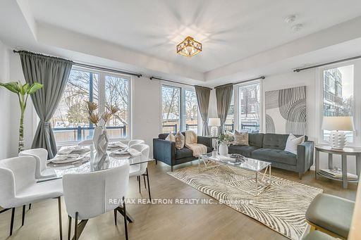 Photo 12 of Unit 7, 100 Alex Gardner Circle, Aurora, Aurora Village — HOMEH