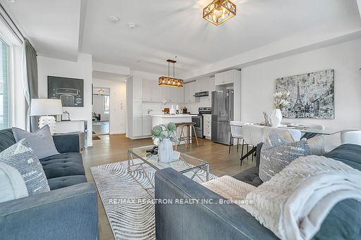 Photo 17 of Unit 7, 100 Alex Gardner Circle, Aurora, Aurora Village — HOMEH