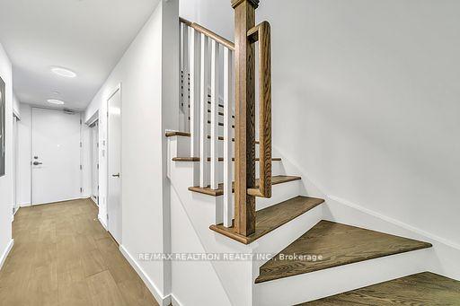 Photo 20 of Unit 7, 100 Alex Gardner Circle, Aurora, Aurora Village — HOMEH