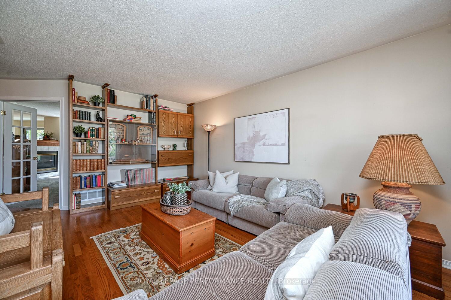 Photo 5 of 3026 Sable Ridge Drive, Ottawa, Upper Hunt Club — HOMEH