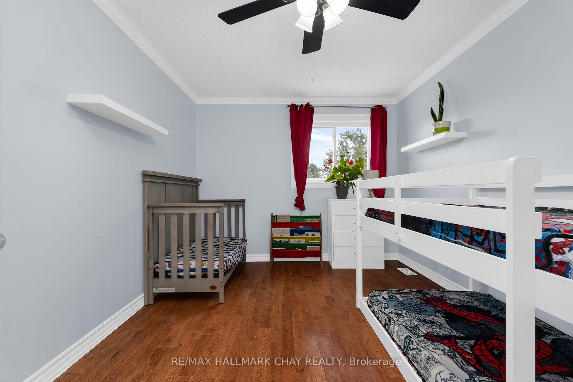 Photo 22 of 22 Assiniboine Drive, Barrie, Holly — HOMEH