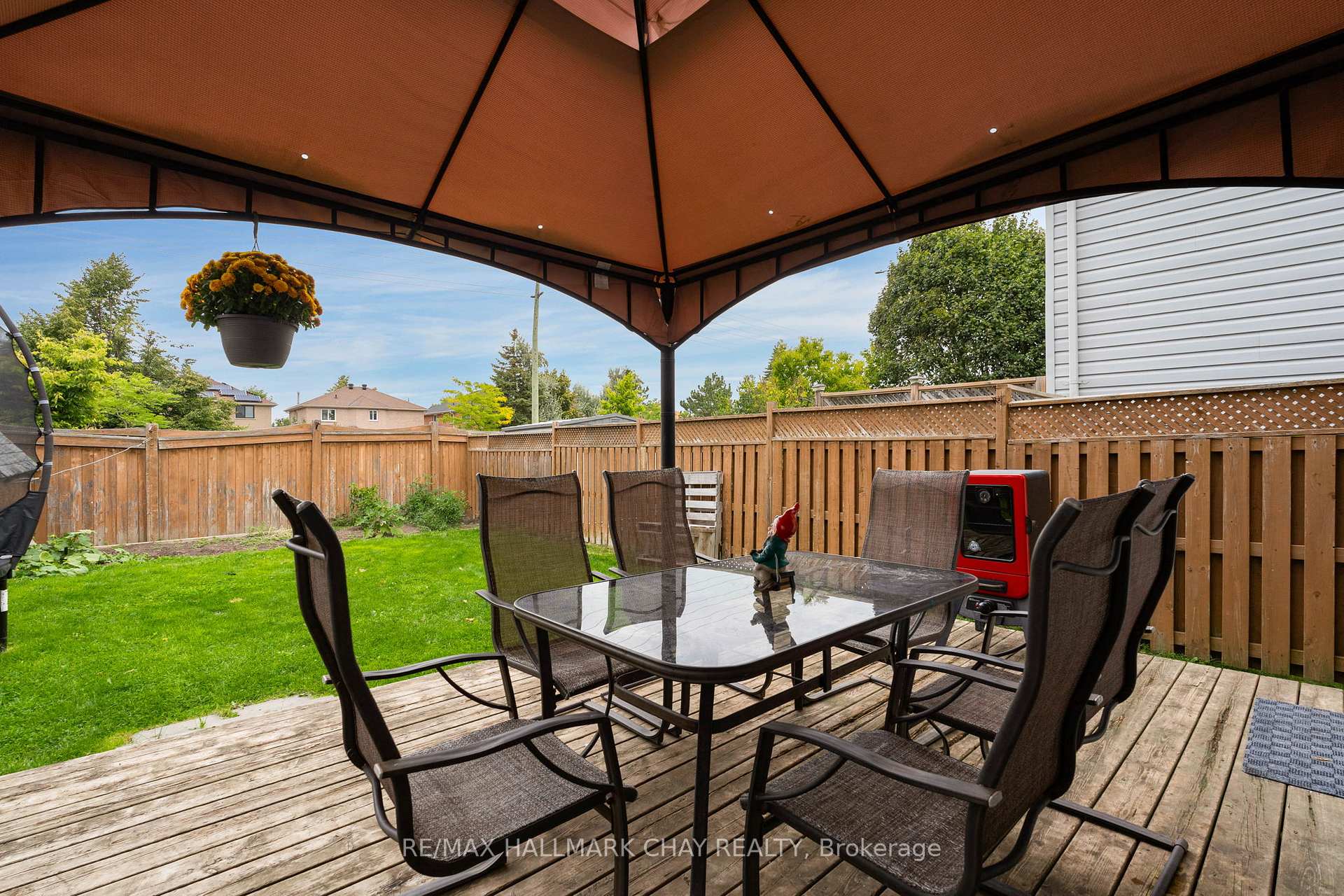 Photo 23 of 22 Assiniboine Drive, Barrie, Holly — HOMEH