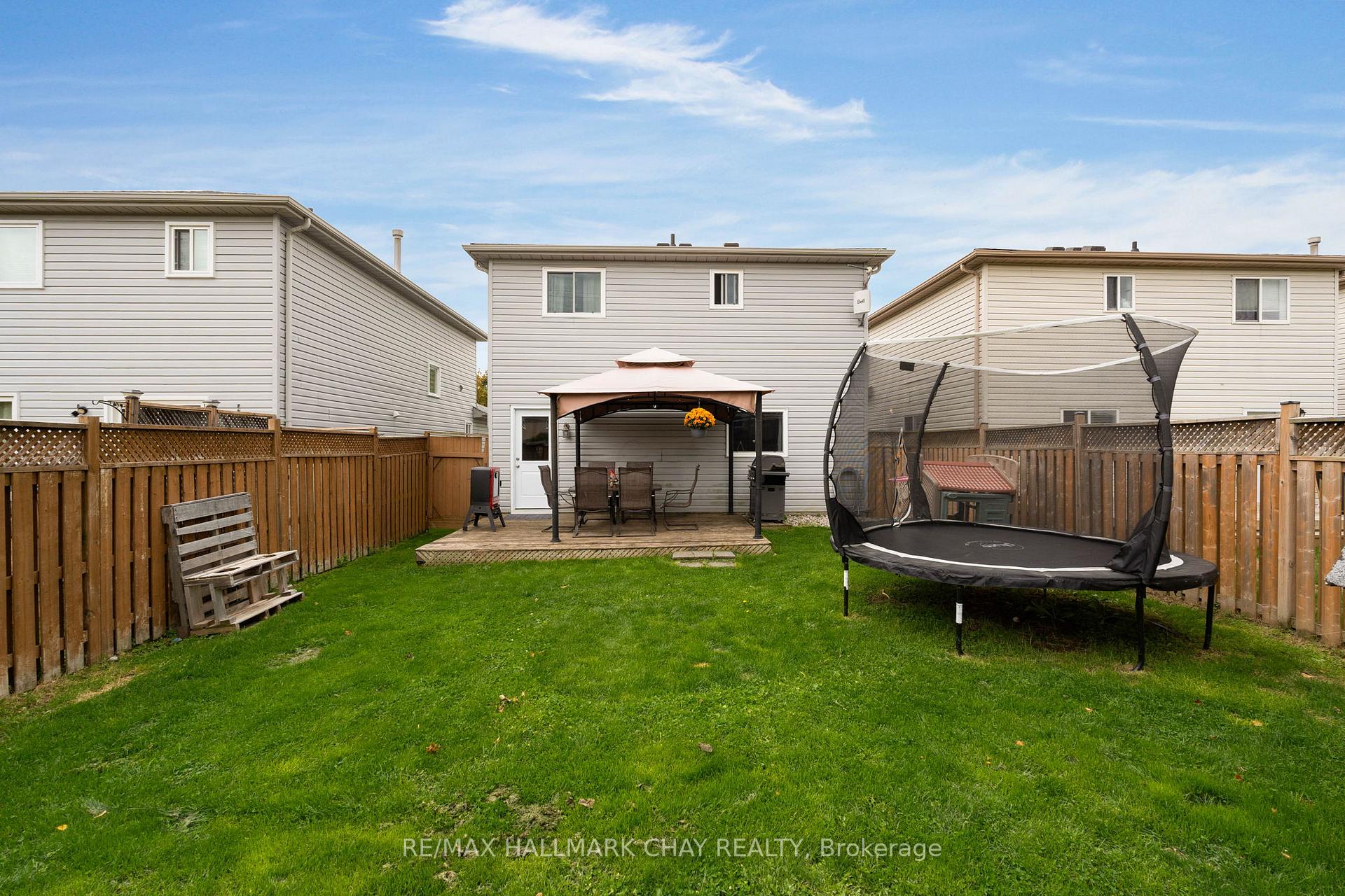 Photo 27 of 22 Assiniboine Drive, Barrie, Holly — HOMEH