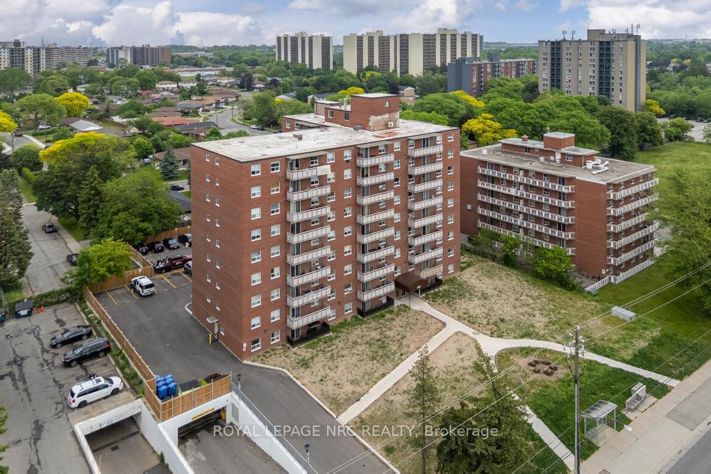 Photo 16 of Unit 104, 851 Queenston Road, Hamilton, Riverdale — HOMEH
