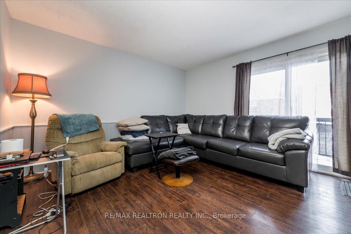 Photo 4 of Unit K6, 155 Edgehill Drive, Barrie, Letitia Heights — HOMEH