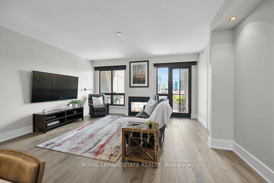 Photo 9 of Unit PH804, 181 James Street N, Hamilton, Central — HOMEH