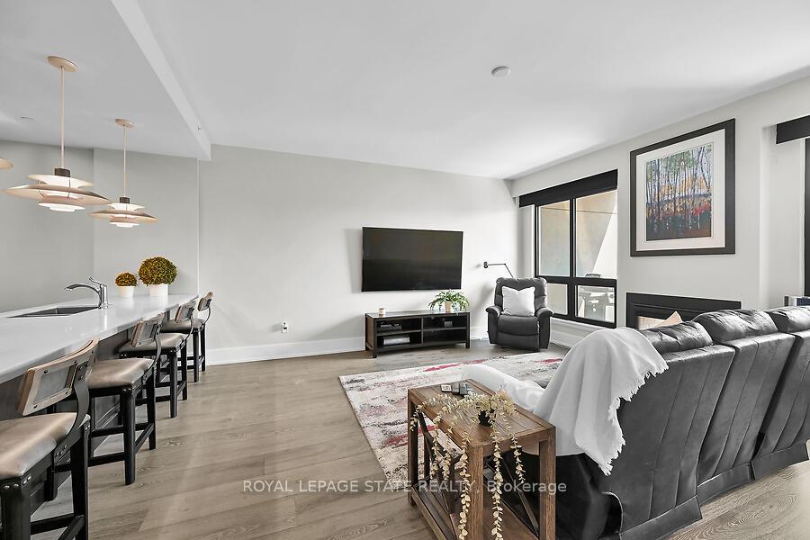 Photo 11 of Unit PH804, 181 James Street N, Hamilton, Central — HOMEH