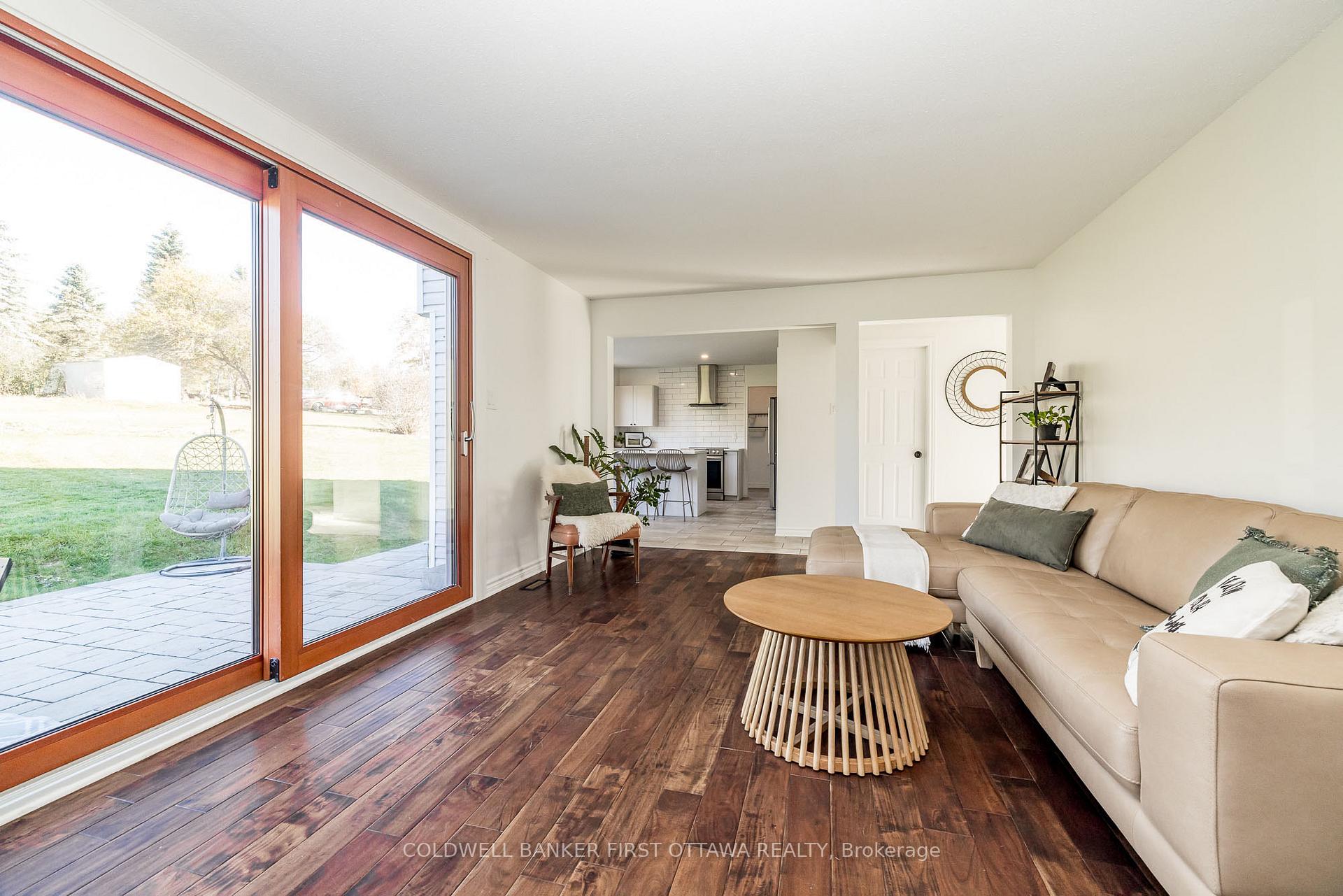 Photo 20 of 100 Manion Heights Crescent, Ottawa, Huntley Ward (South West) — HOMEH