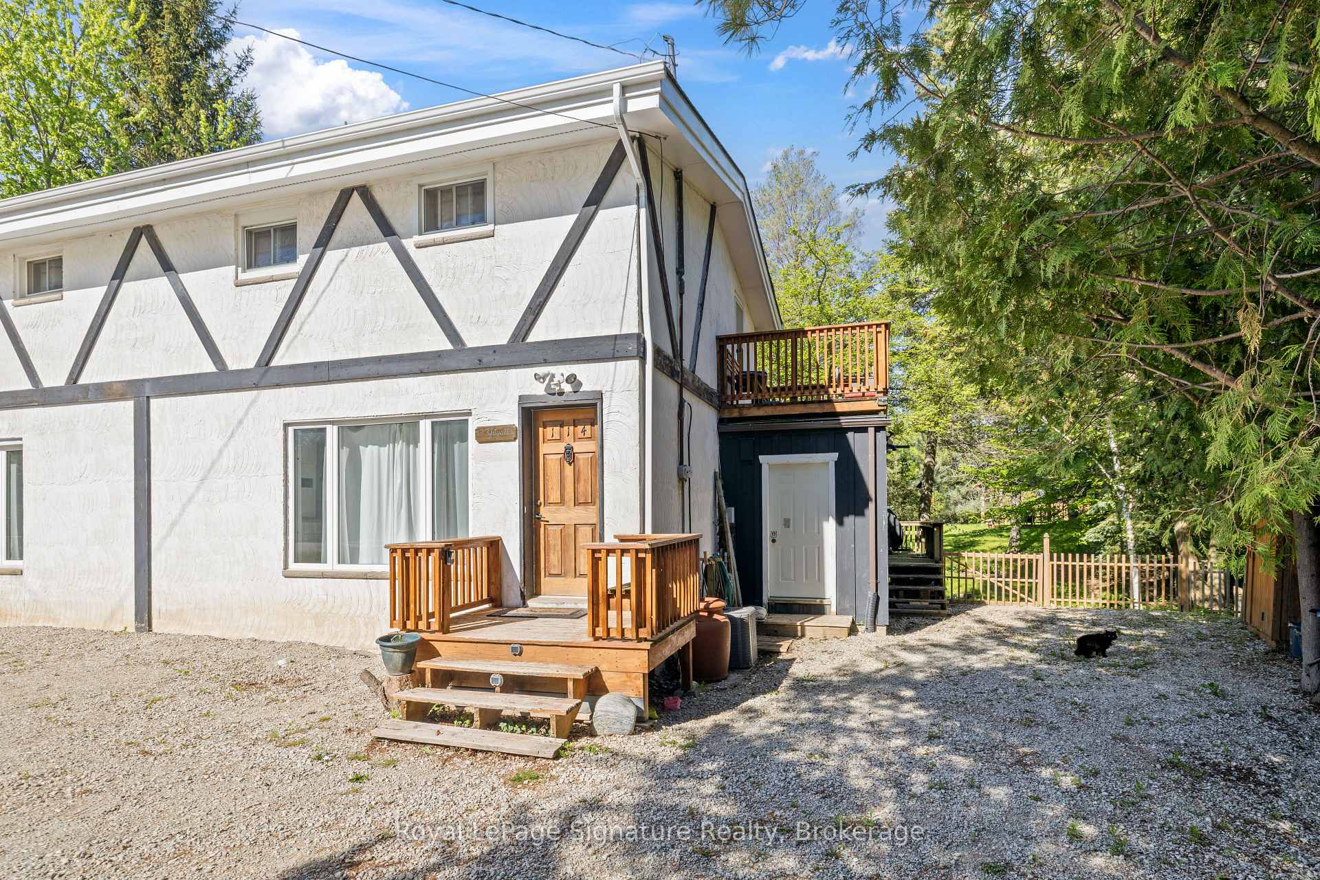 Photo 1 of 114 Birch View Trail, Blue Mountains — HOMEH