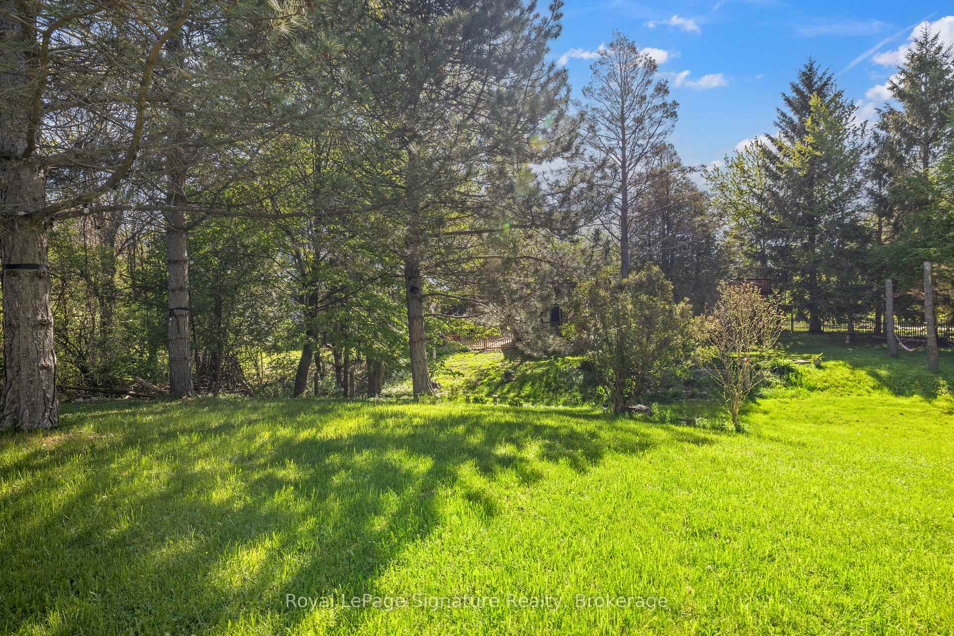 Photo 36 of 114 Birch View Trail, Blue Mountains — HOMEH