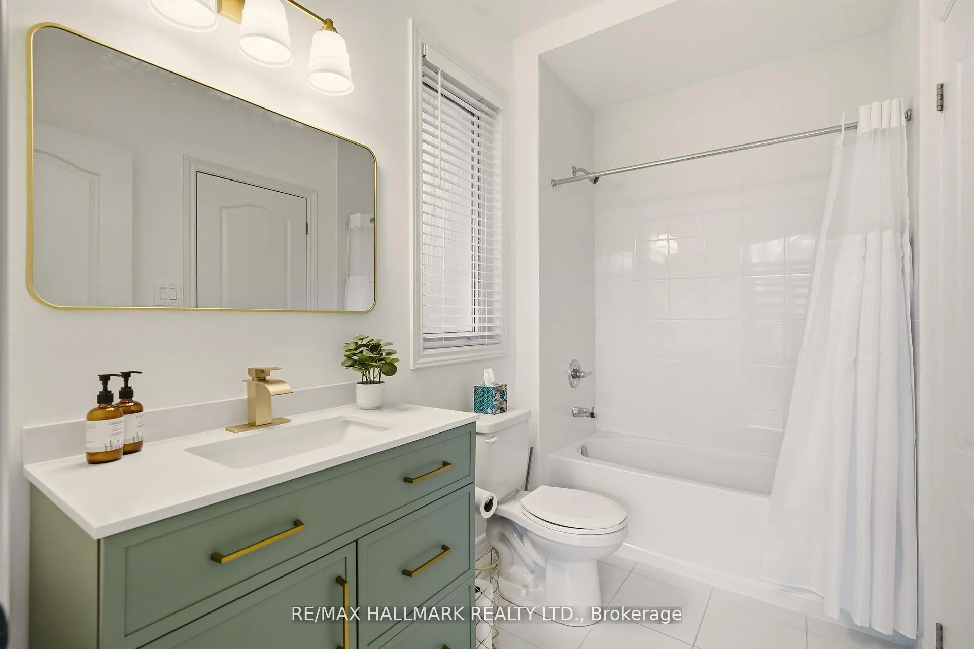 Photo 22 of 18 Mclean Avenue, Collingwood — HOMEH