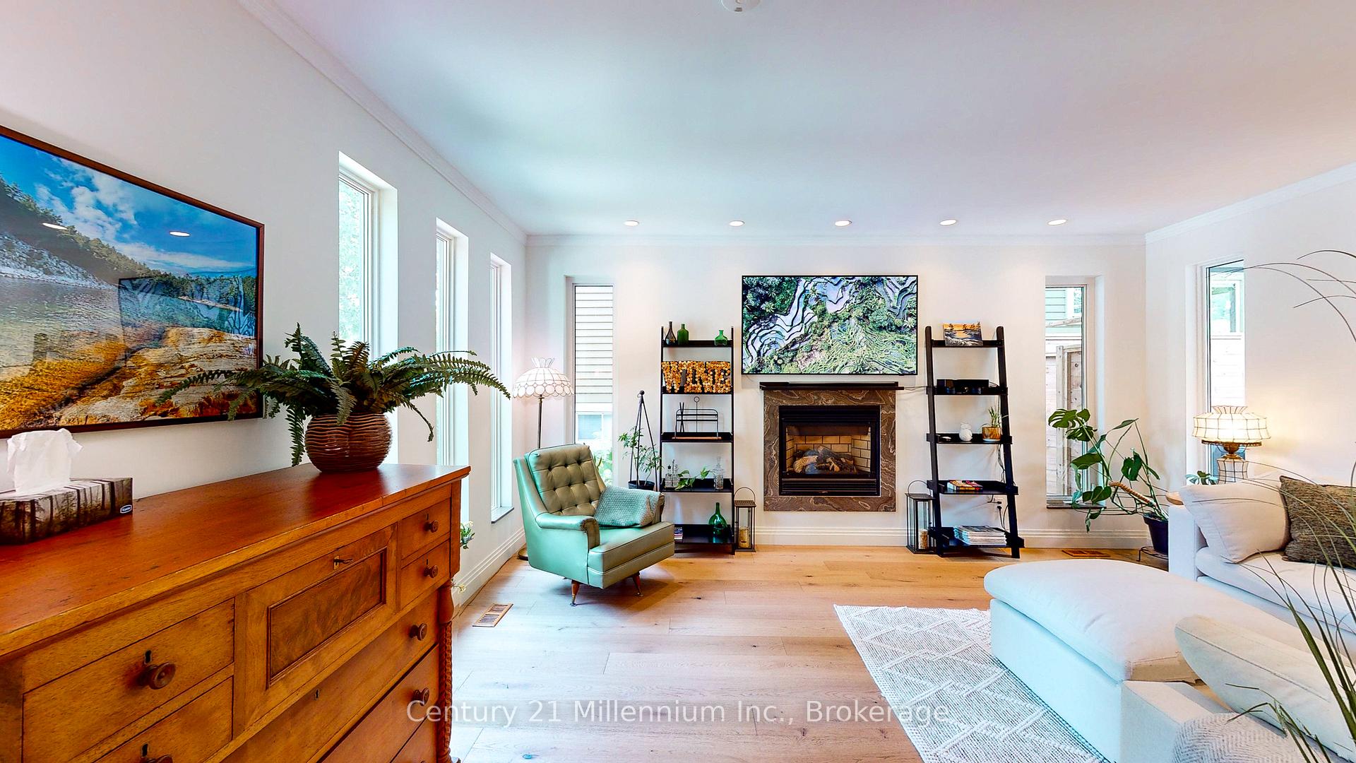 Photo 21 of 10 Sunset Court, Collingwood — HOMEH
