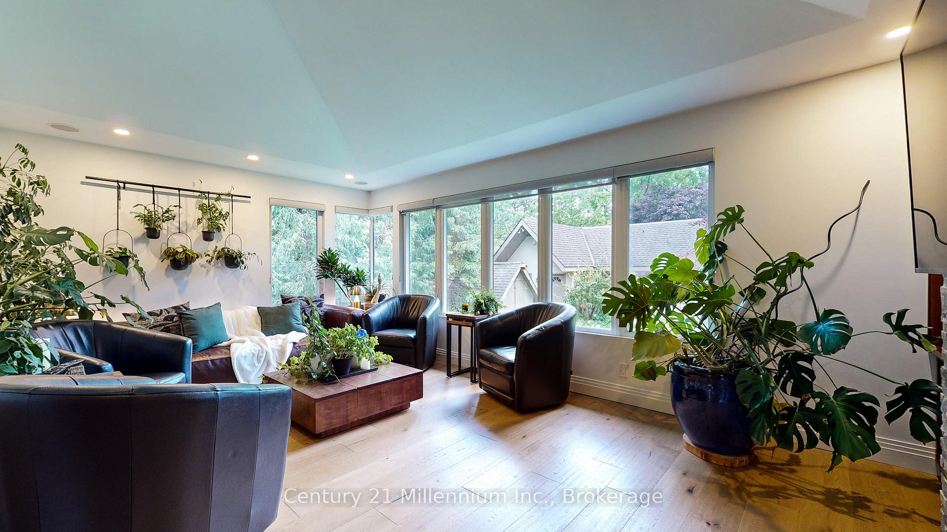 Photo 35 of 10 Sunset Court, Collingwood — HOMEH