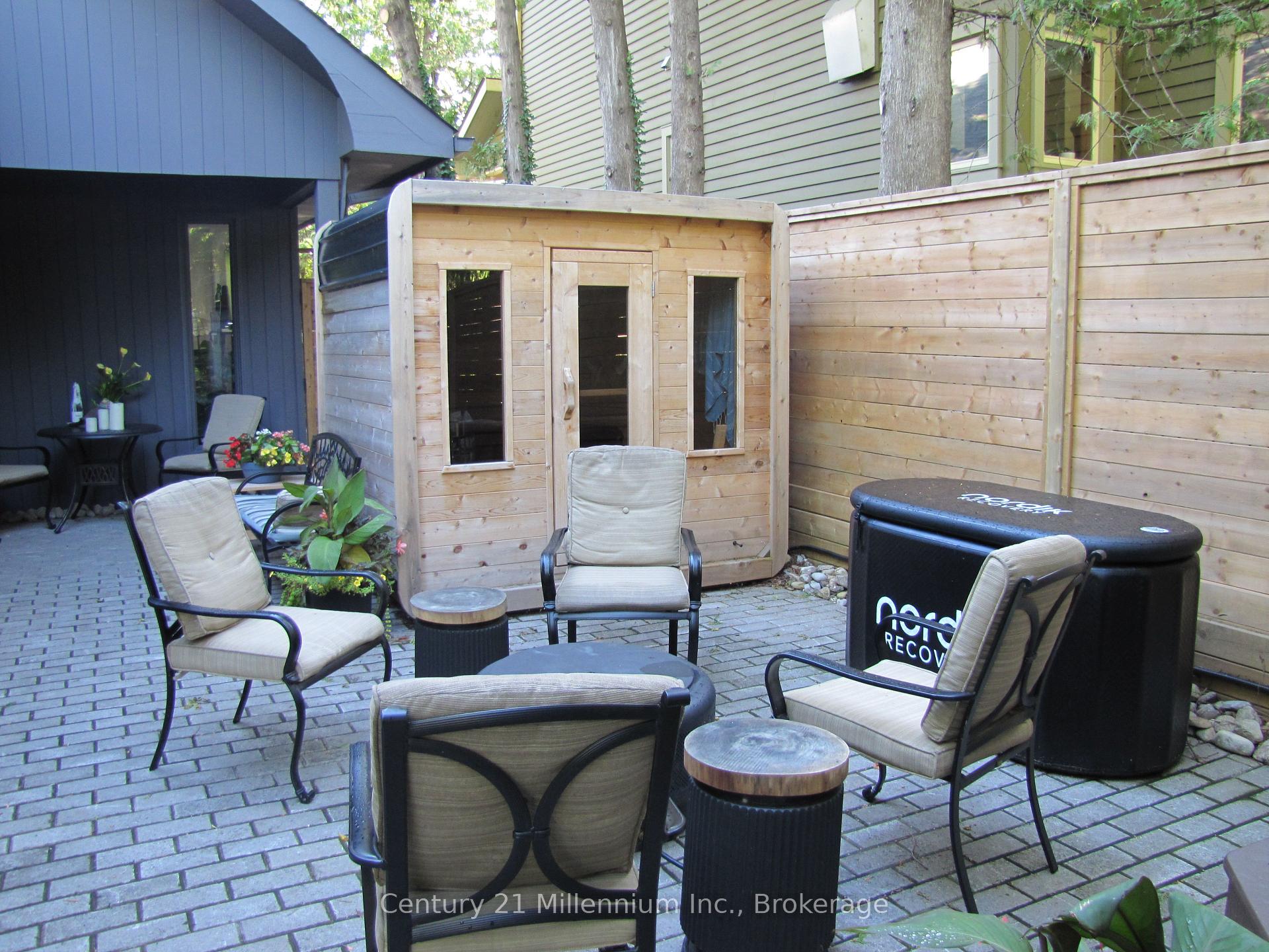 Photo 43 of 10 Sunset Court, Collingwood — HOMEH