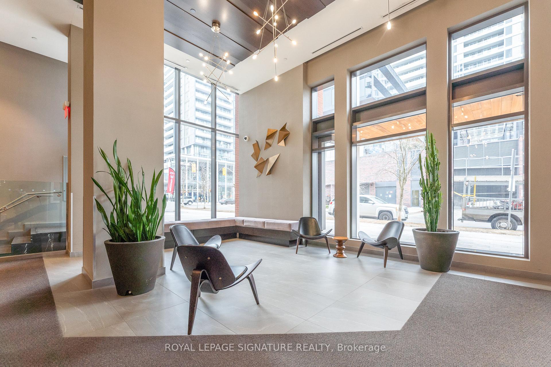 Photo 3 of Unit 902, 170 Sumach Street, Toronto, Regent Park — HOMEH