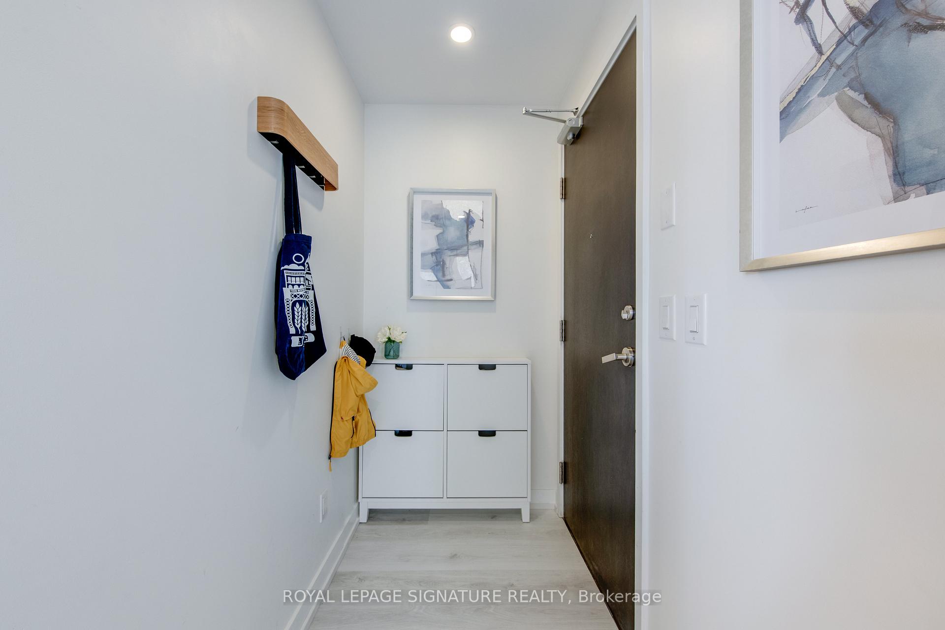 Photo 4 of Unit 902, 170 Sumach Street, Toronto, Regent Park — HOMEH