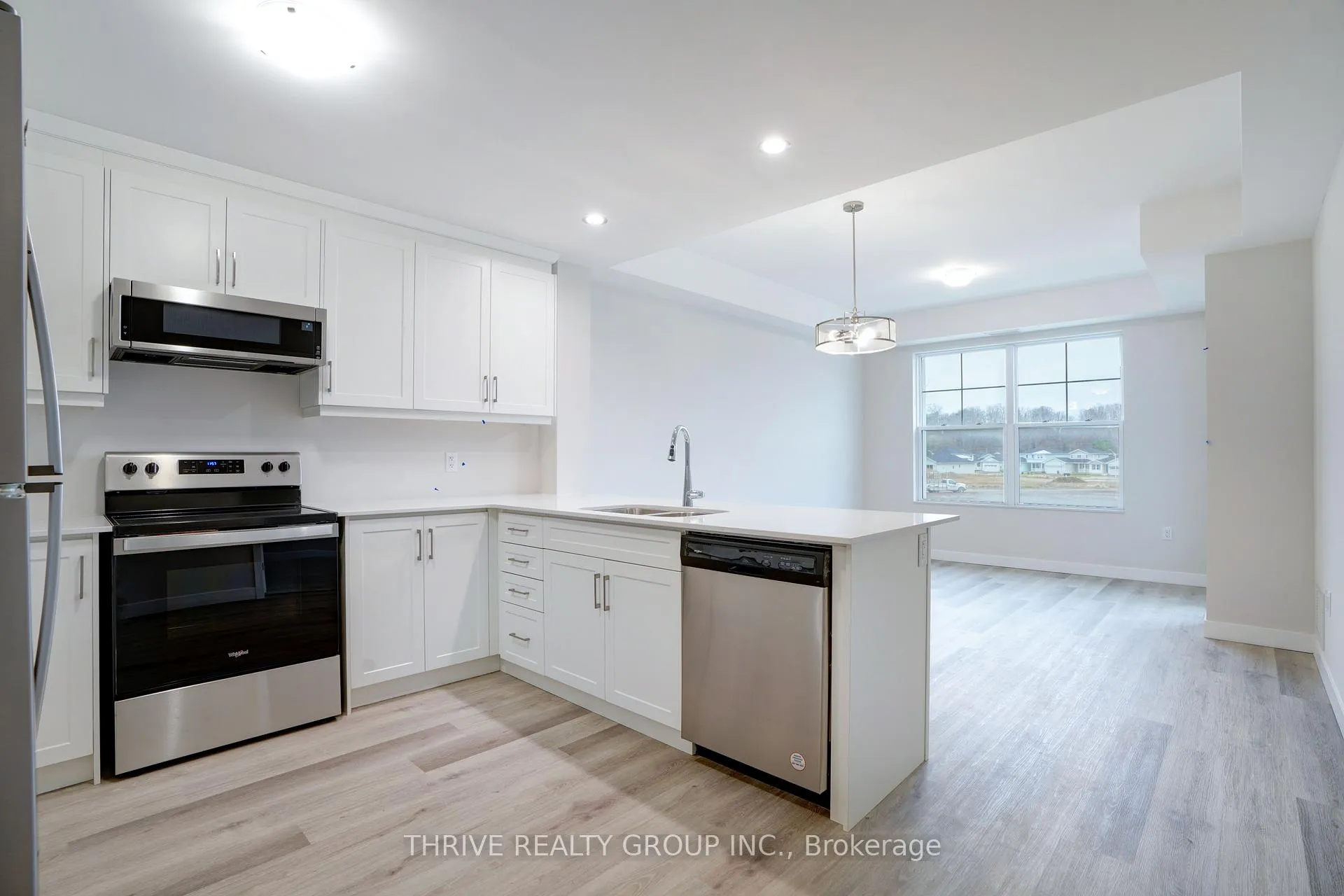 Photo 4 of Unit 204, 100 The Promenade, Central Elgin, Rural Central Elgin — HOMEH