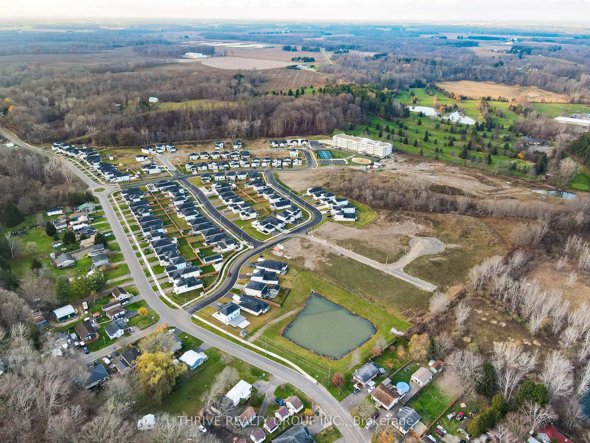 Photo 21 of Unit 204, 100 The Promenade, Central Elgin, Rural Central Elgin — HOMEH