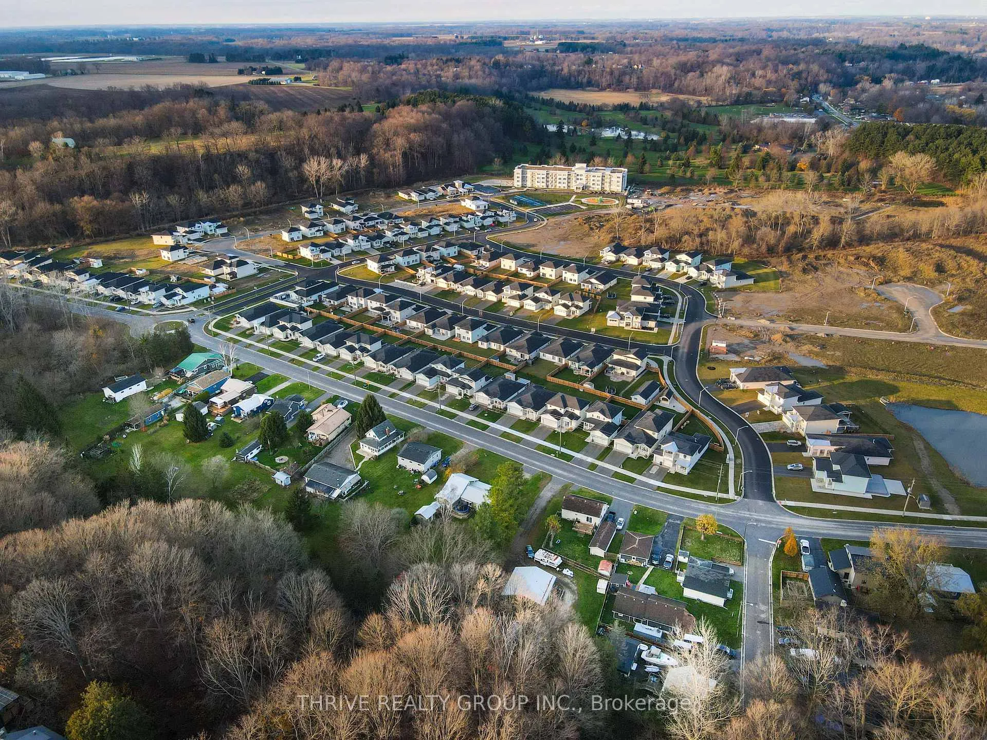 Photo 22 of Unit 204, 100 The Promenade, Central Elgin, Rural Central Elgin — HOMEH