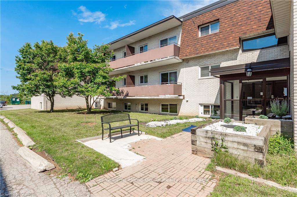 Photo 2 of Unit 101, 53 Conroy Crescent, Guelph, Dovercliffe Park/Old University — HOMEH