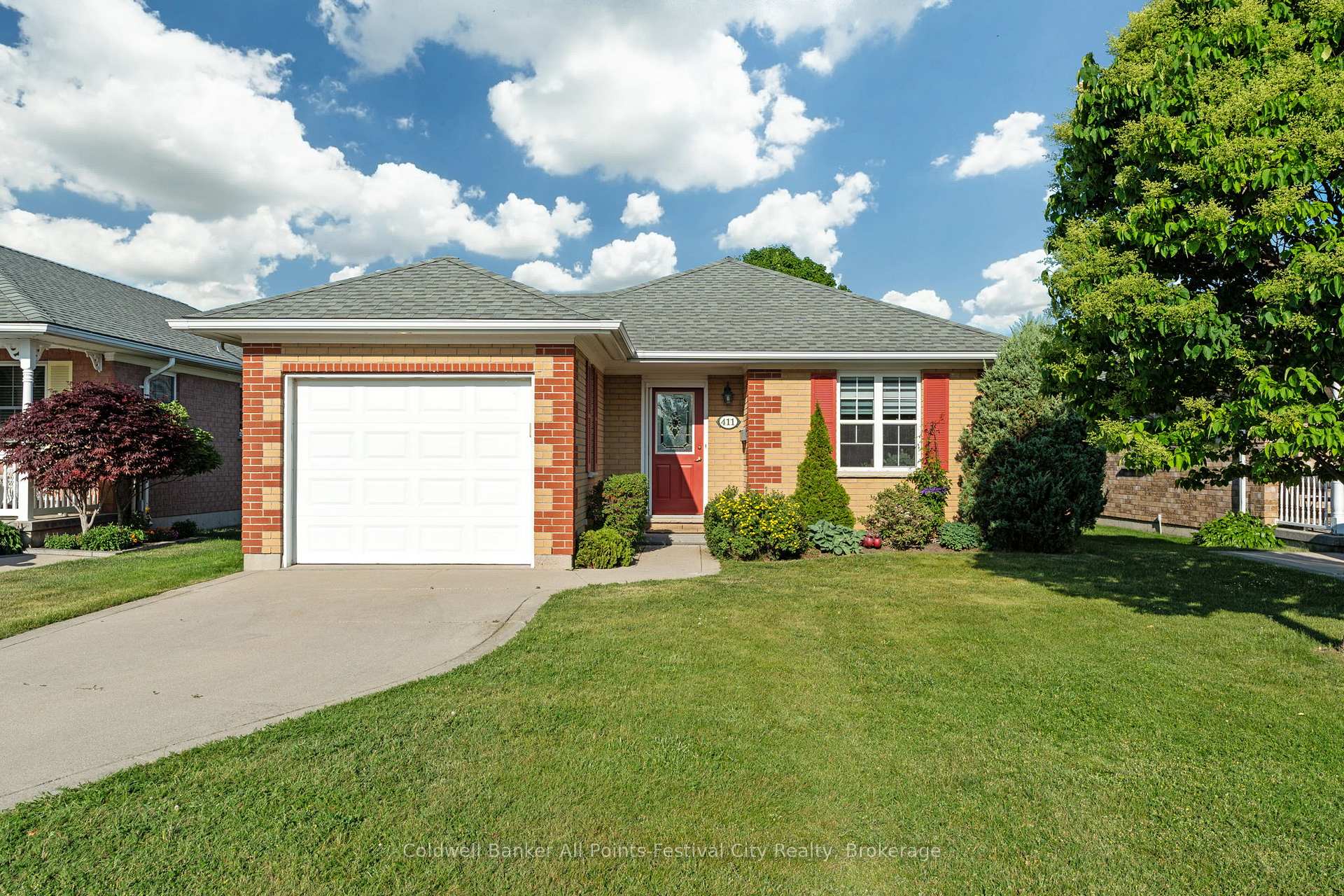 Photo 1 of 411 Warren Street, Goderich, Goderich (Town) — HOMEH